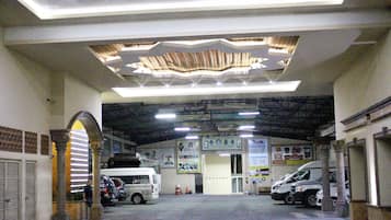 免費自助泊車