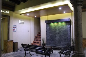 Interior detail - Hotel Hacienda del Sol (Tonalá)