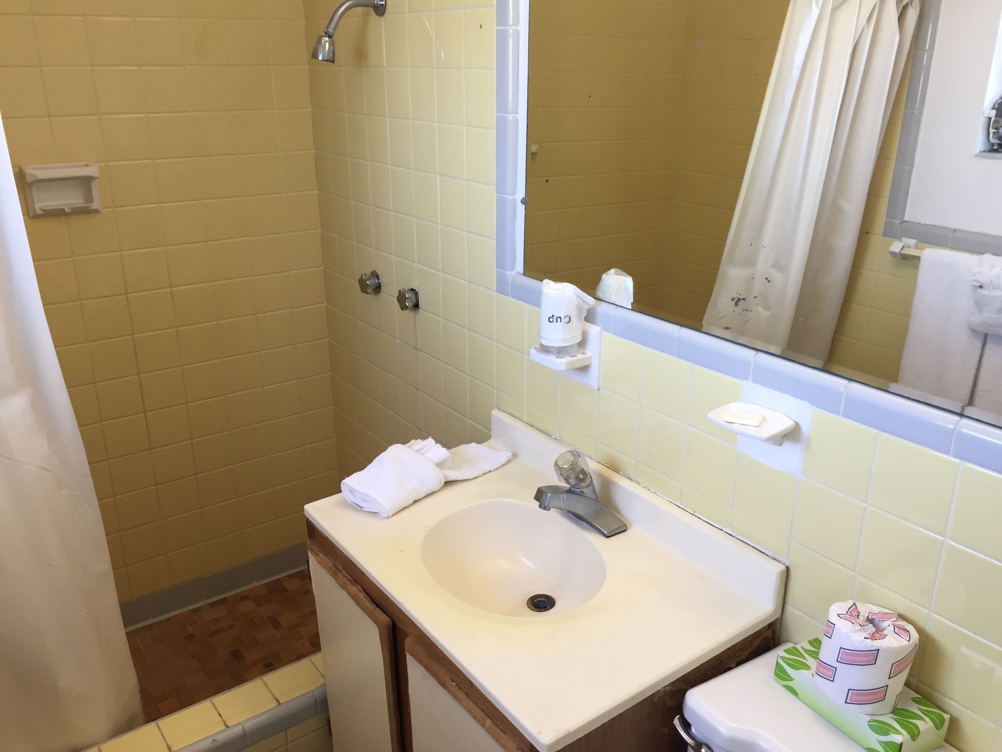 Foto - Economy Suites