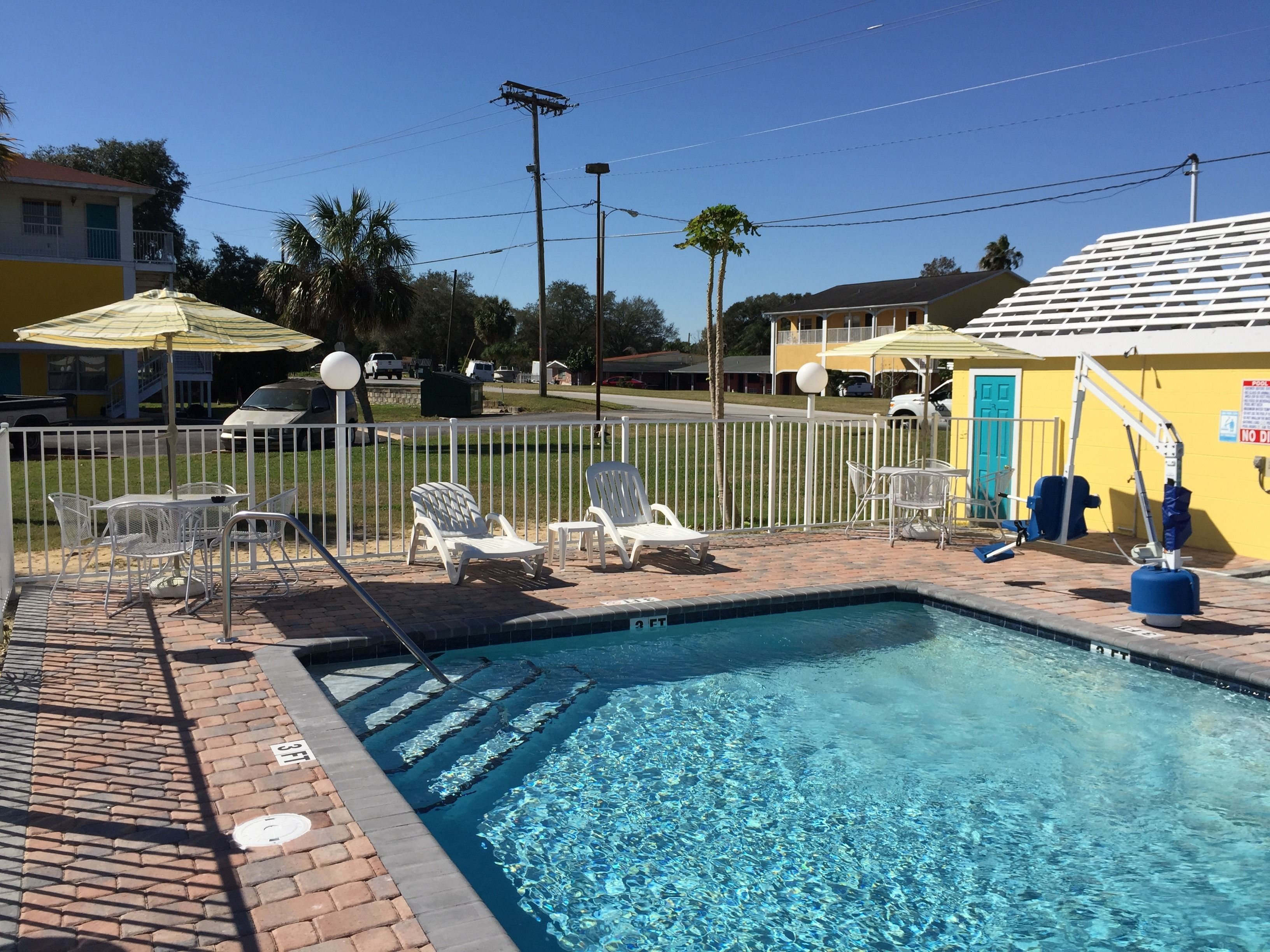 Foto - Economy Suites