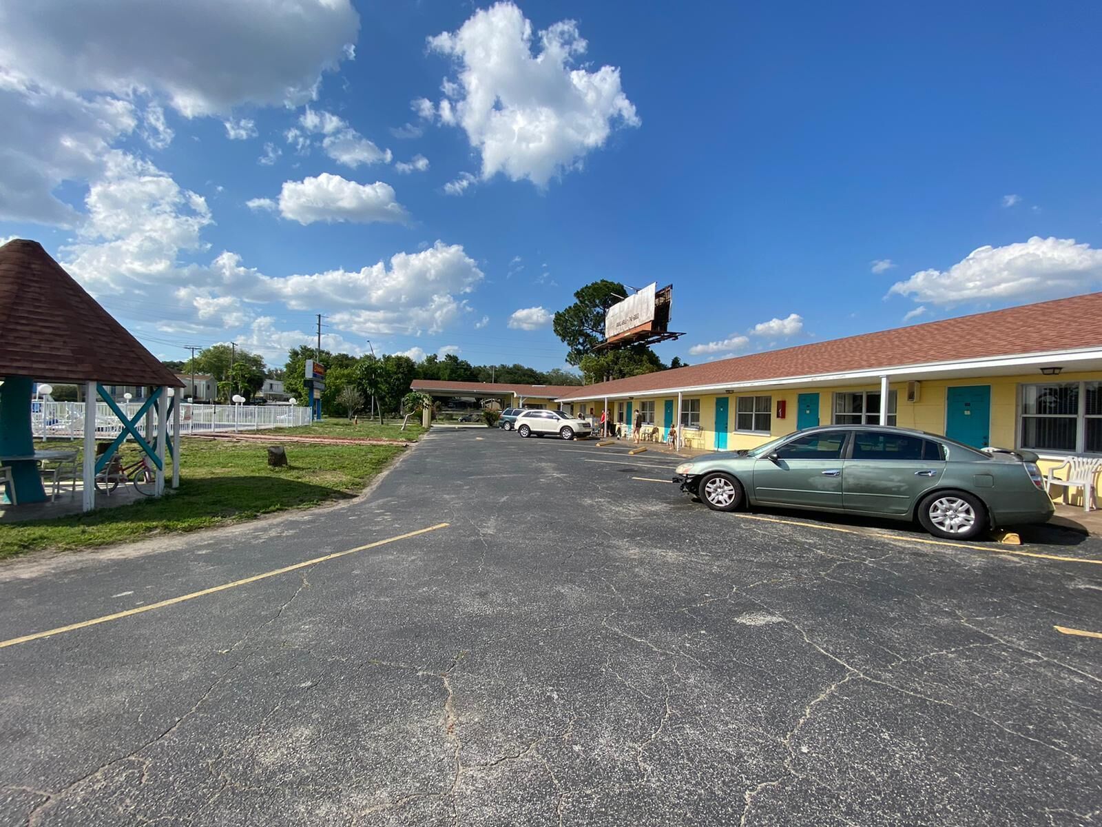 Foto - Economy Suites