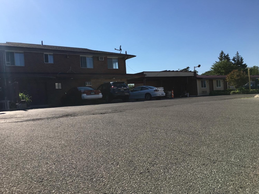 Crown Inn Motel by null