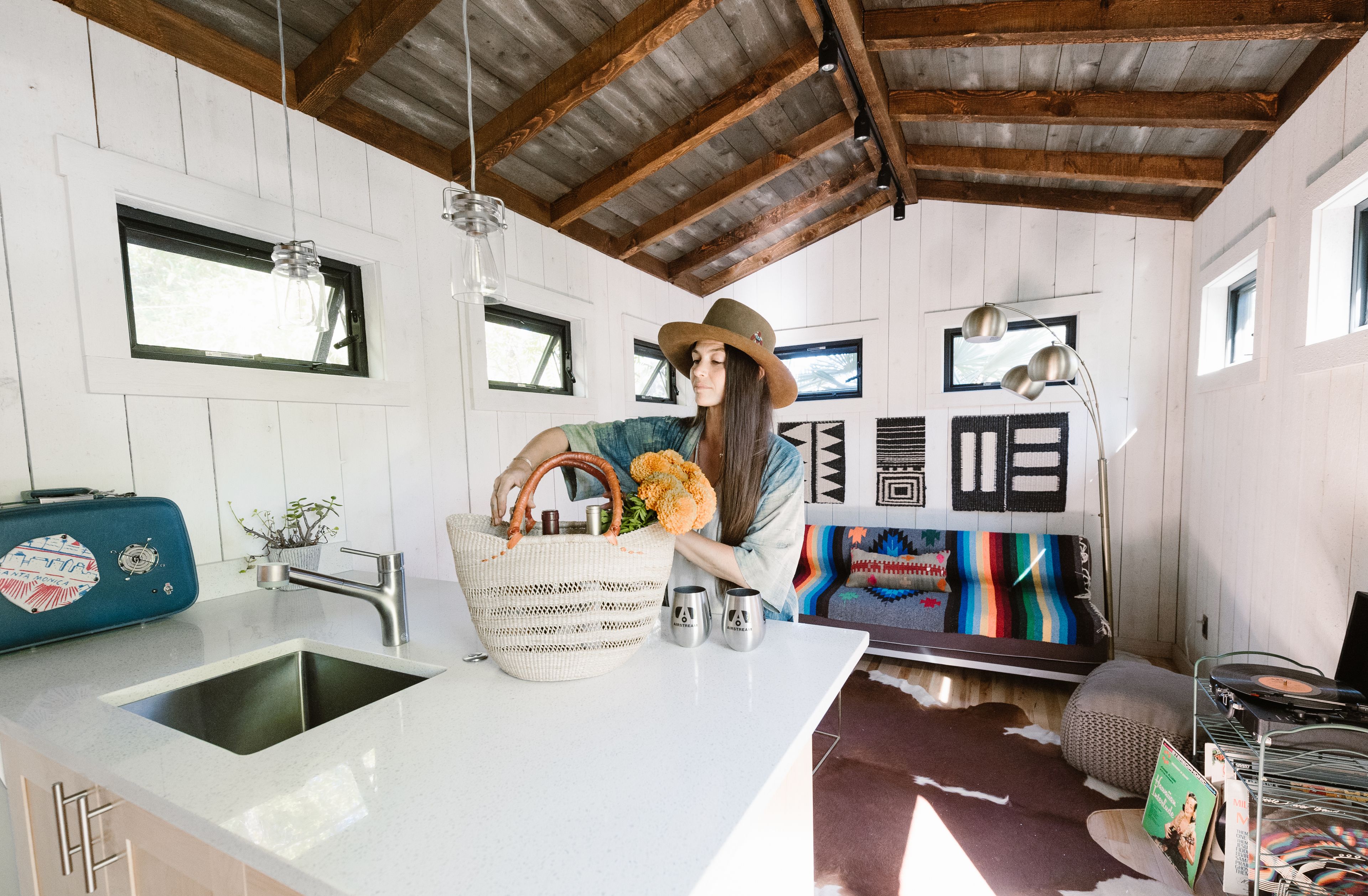 패밀리 캐빈 | 거실 공간