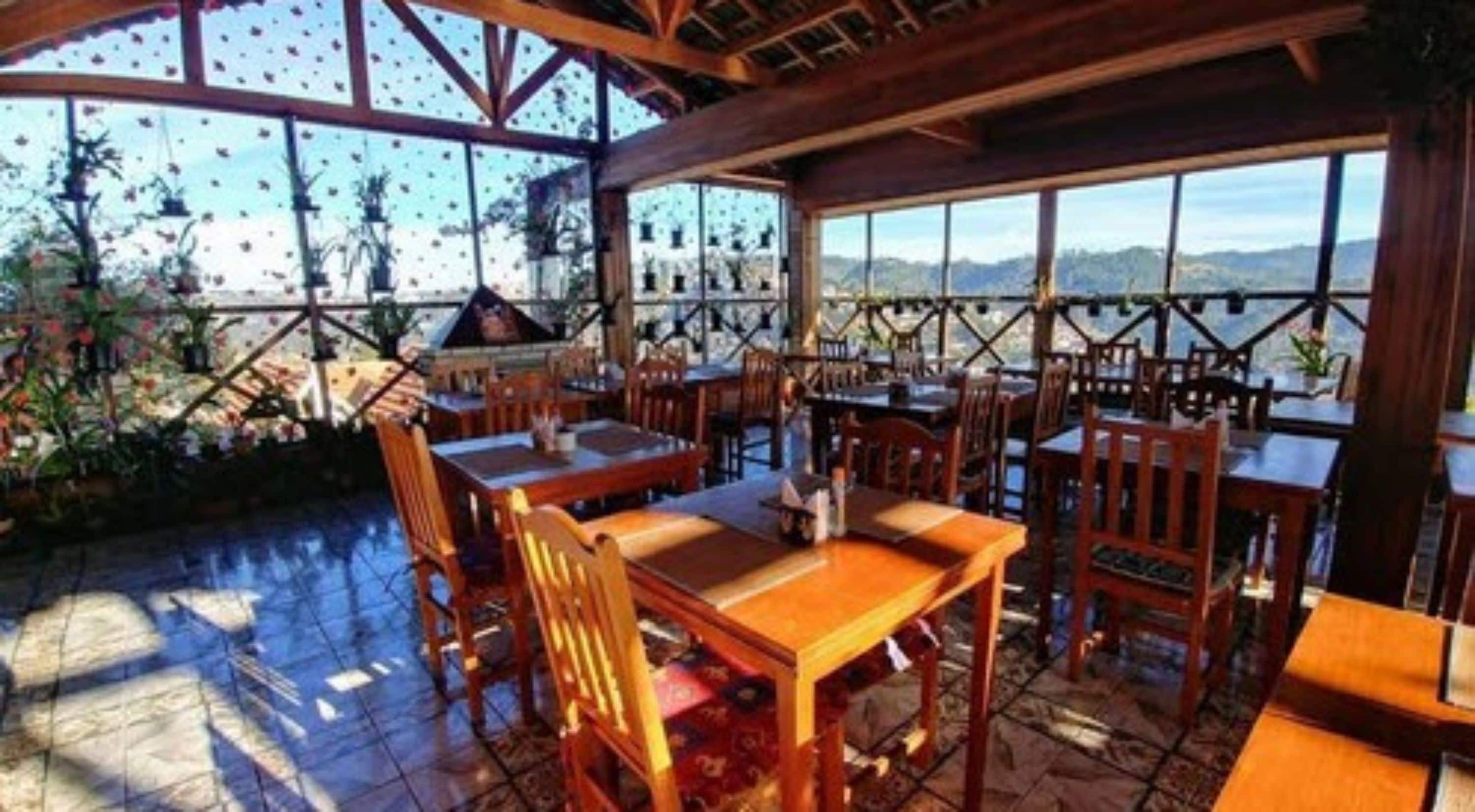 Bao gồm bữa sáng buffet hàng ngày 