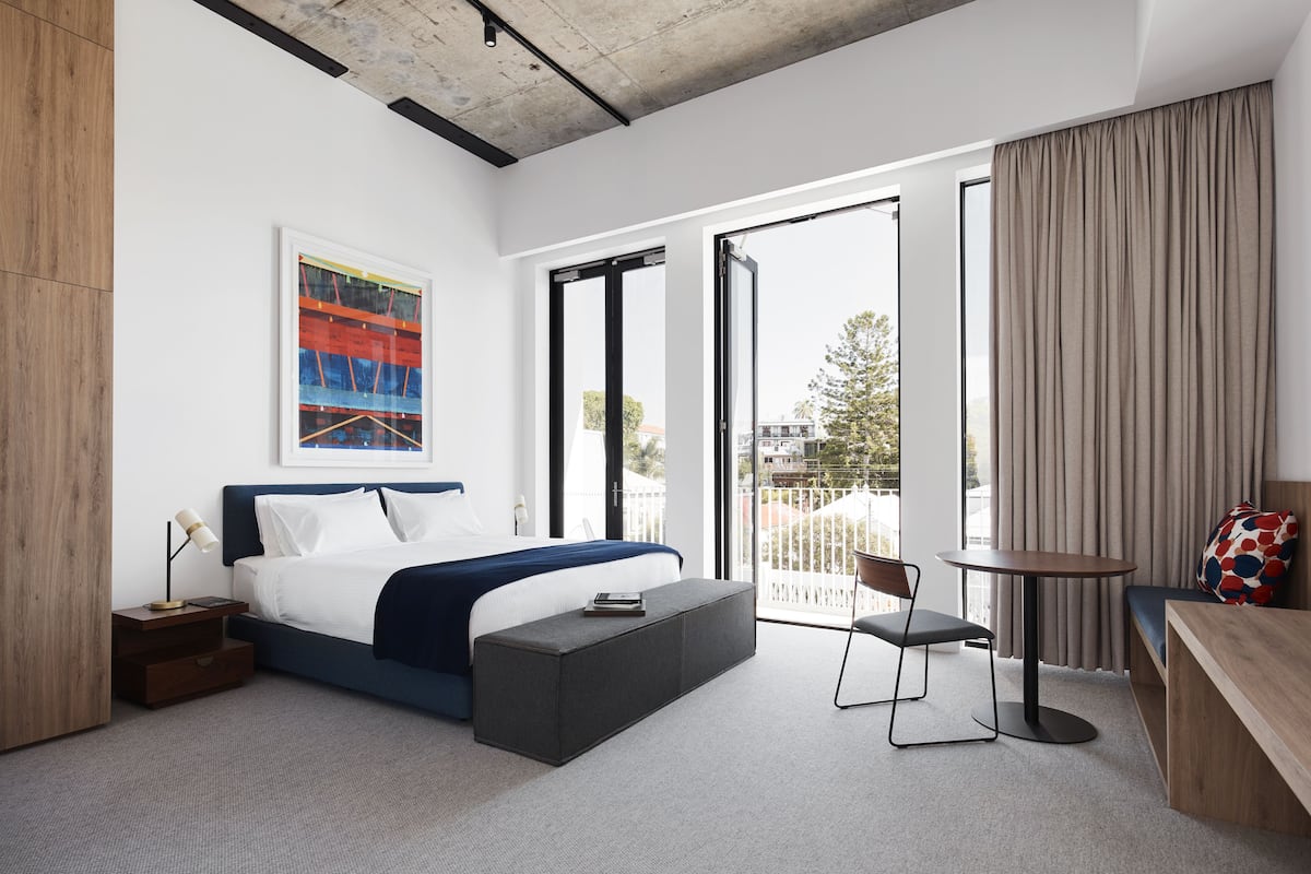 egyptian cotton sheets, premium bedding, pillow-top beds, minibar