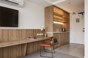 迷你冰箱、微波炉、洗碗机、茶具/咖啡用具