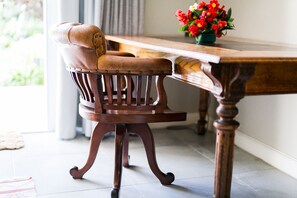 Quarto executivo | Frigobar, individualmente decorados, individualmente mobiliados