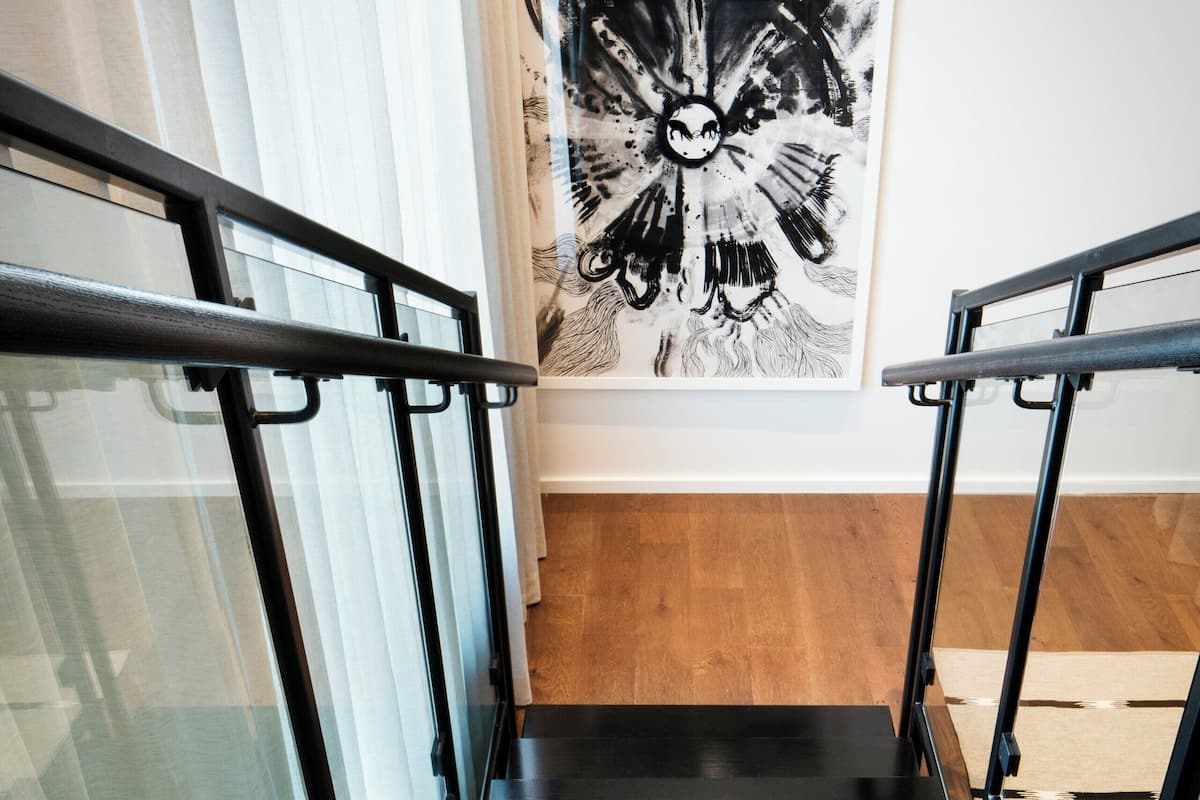 Phòng Suite (Loft) | Bộ đồ giường cao cấp, nệm có lớp đệm bông, két bảo mật tại phòng