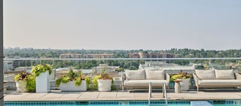 Halcyon - a hotel in Cherry Creek
