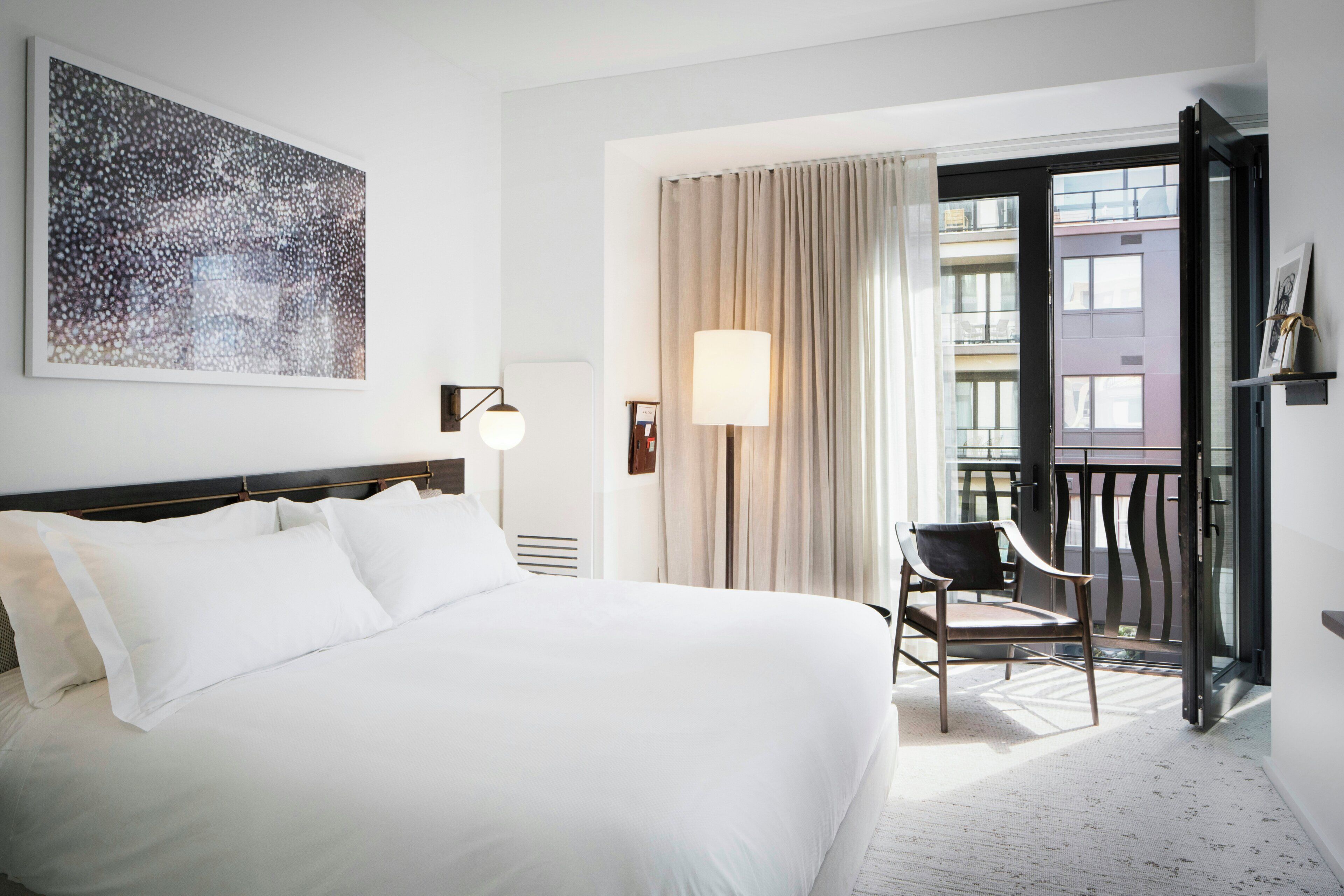 Room, 1 King Bed (Great) | Premium bedding, pillowtop beds, in-room safe, individually decorated