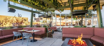 Halcyon - a hotel in Cherry Creek