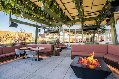 Halcyon, a hotel in Cherry Creek, Denver