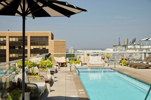 Outdoor pool, pool cabanas (surcharge), pool loungers