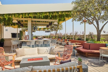 Halcyon - a hotel in Cherry Creek