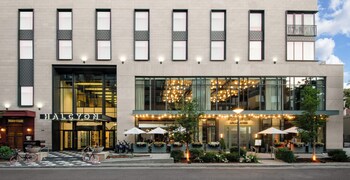 Hotel Exterior at Halcyon - a hotel in Cherry Creek