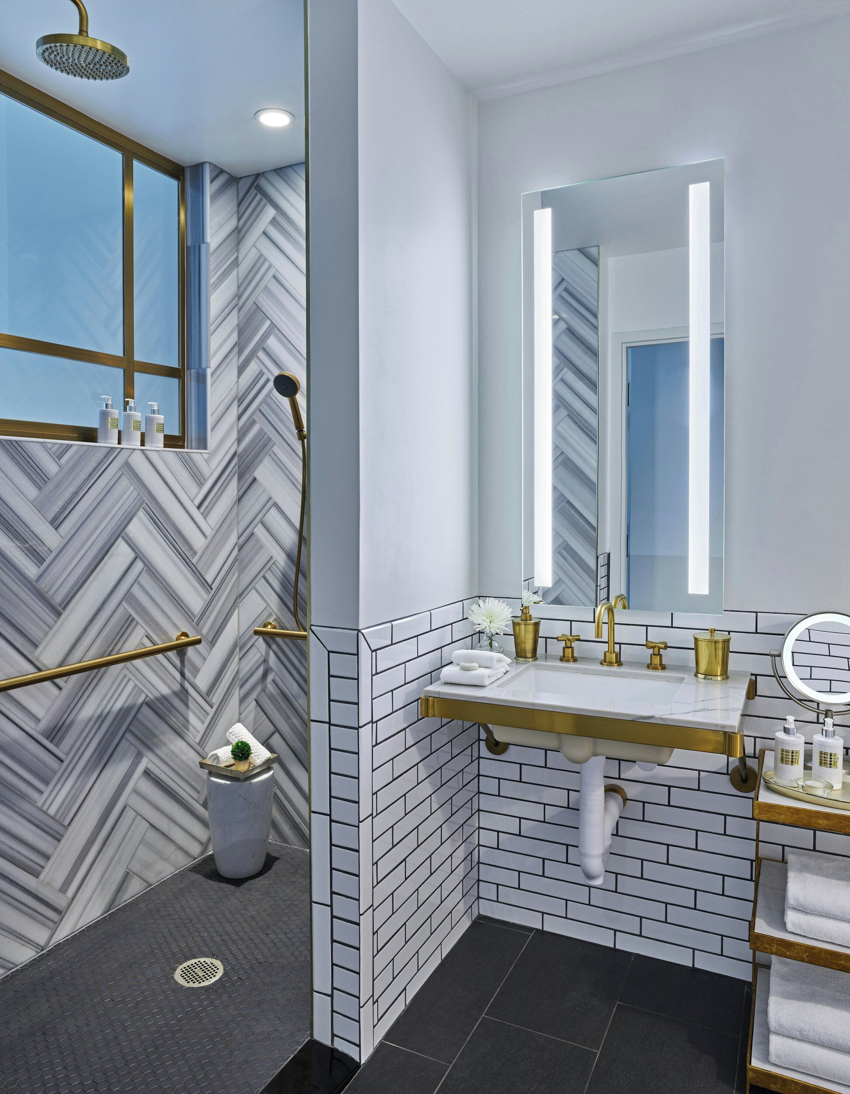 Room, 2 Double Beds, Mobility Accessible (Great, with Shower) | Bathroom