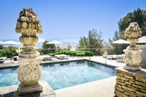 Seasonal outdoor pool - Le Palais D'Aglaé (Gordes)