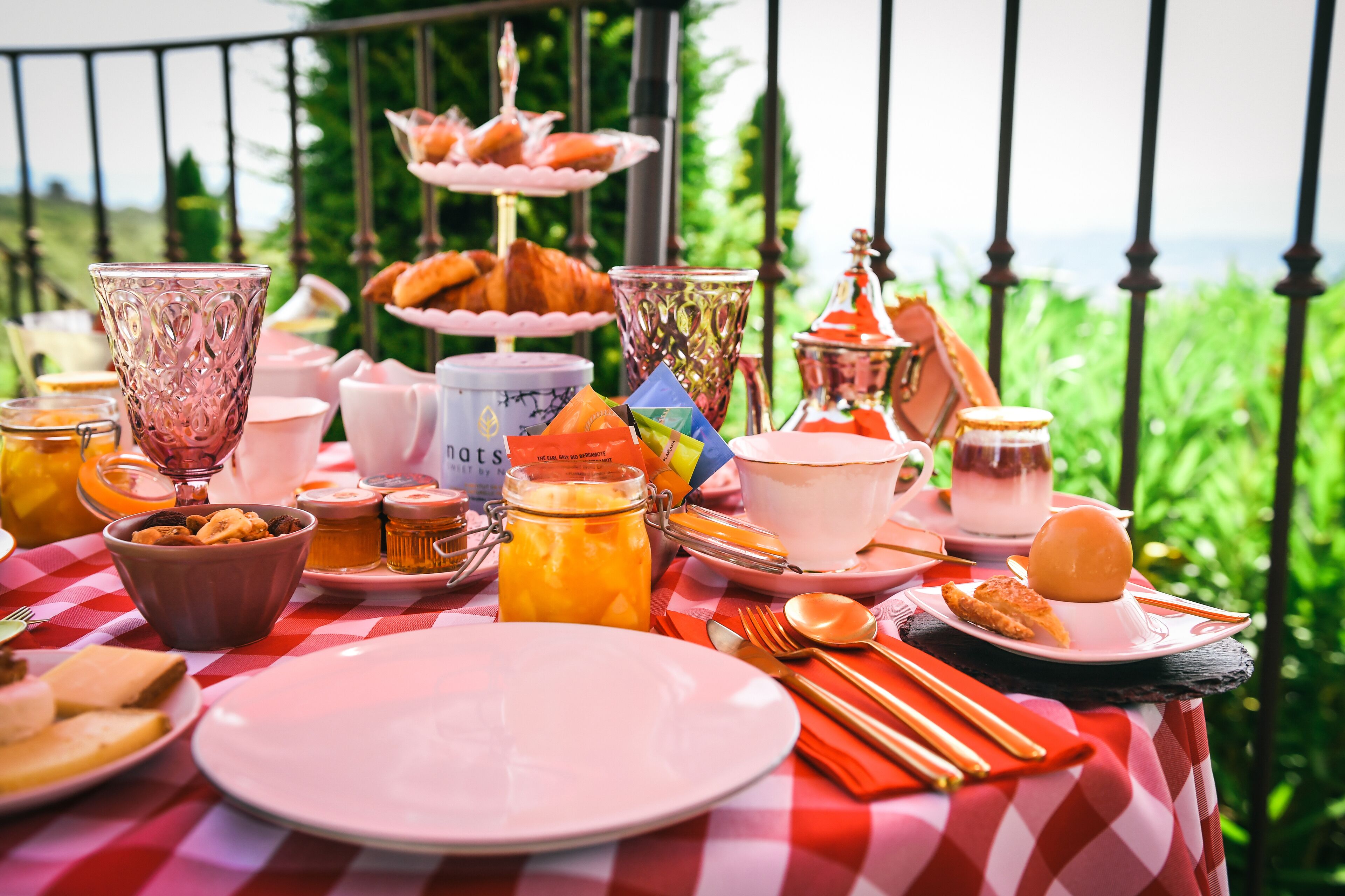 Petit déjeuner buffet servi tous les jours en supplément