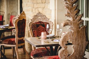 Lunch and dinner served - Le Palais D'Aglaé (Gordes)