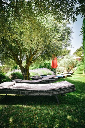 Sundeck - Le Palais D'Aglaé (Gordes)