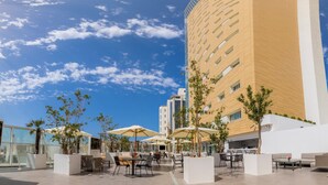 Bar (on property) - Holiday Inn Algiers - Cheraga Tower by IHG (Algiers)