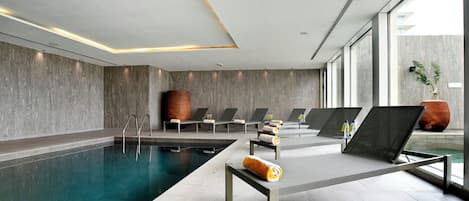 Piscine couverte