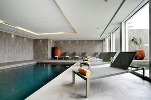 Indoor pool, pool loungers - Holiday Inn Algiers - Cheraga Tower by IHG (Algiers)