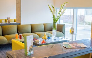Bar (on property) - Holiday Inn Algiers - Cheraga Tower by IHG (Algiers)