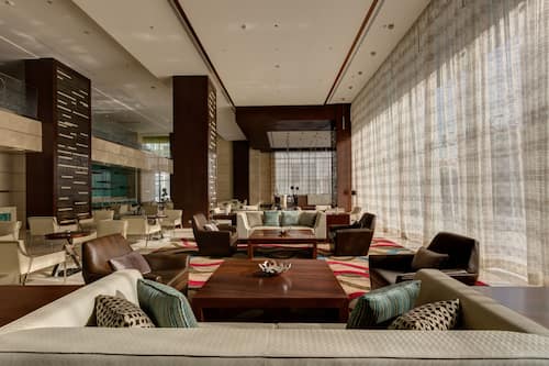 Lobby-Lounge