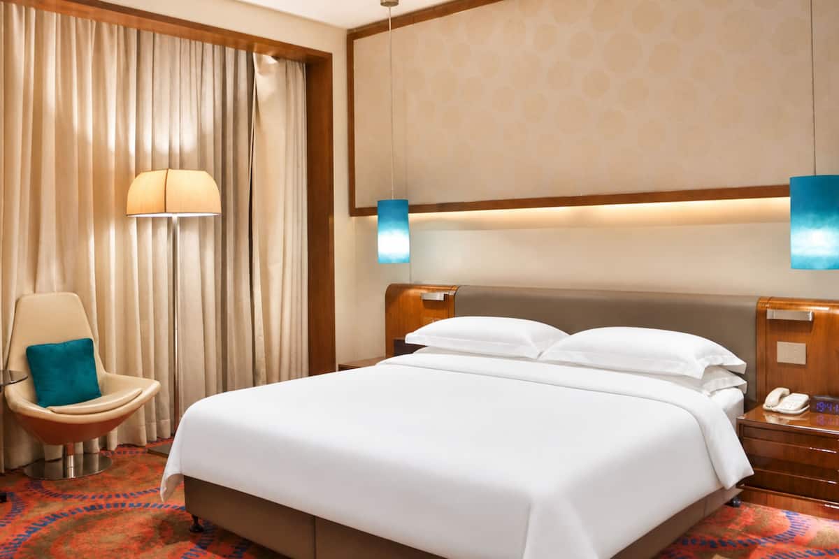 Presidential Suite, 1 Bedroom, Smoking | Minibar, in-room safe, desk, laptop workspace