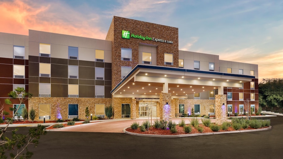 Holiday Inn Express & Suites Oakhurst - Yosemite Park Area by IHG