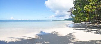 YASAD Luxury Beach Residence