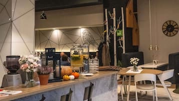 Bar (en la propiedad)