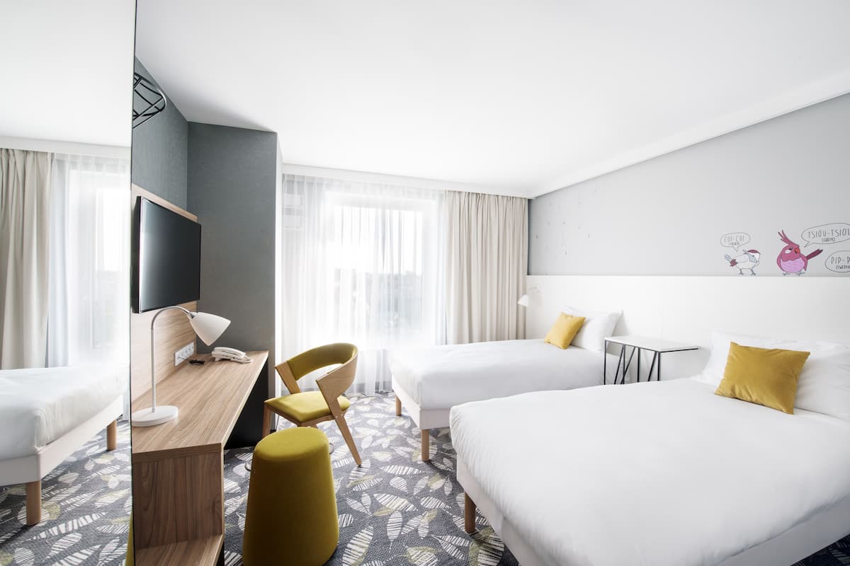 standard twin room, 2 single beds | 1 bedroom, desk, soundproofing, free wifi