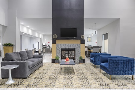 Lobby. Best Western Plus Regency Park