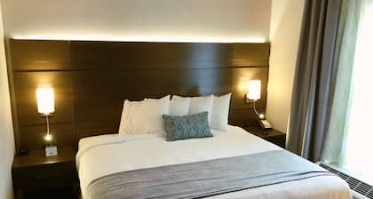 Best Western Plus Prien Lake Hotel & Suites - Lake Charles