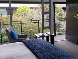 Signature Executive Studio, 1 King Bed | View from room