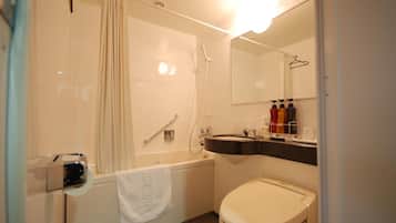 Combined shower/tub, deep soaking tub, free toiletries, hair dryer