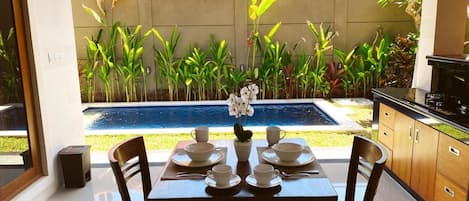 One Bedroom Pool Villa | Dining | Breakfast, lunch, dinner served; international cuisine