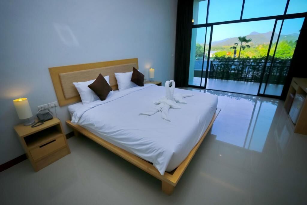 Safe på rommet, individuelt dekorert og skrivebord