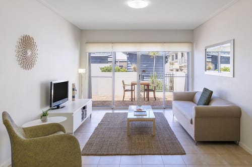 Premier Studio | Living area