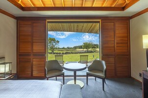 Premium bedding, down comforters, free minibar, in-room safe