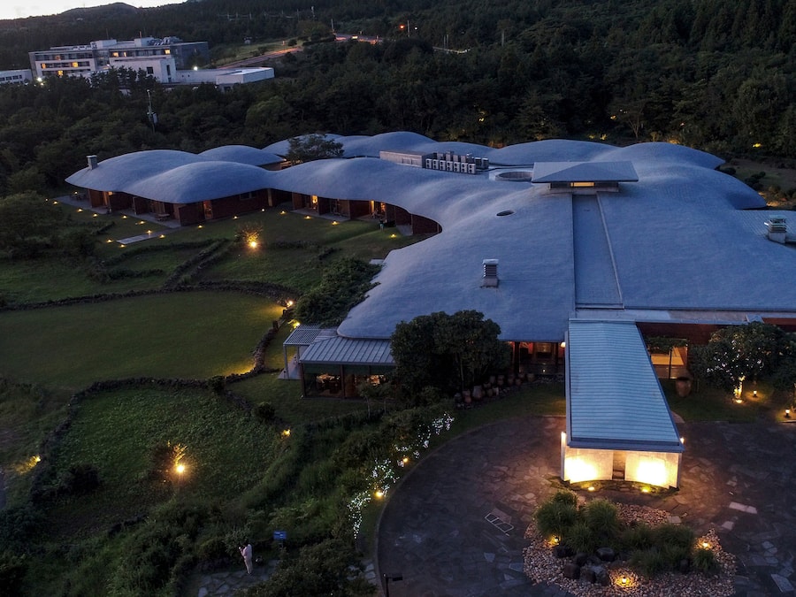 Bagian depan properti