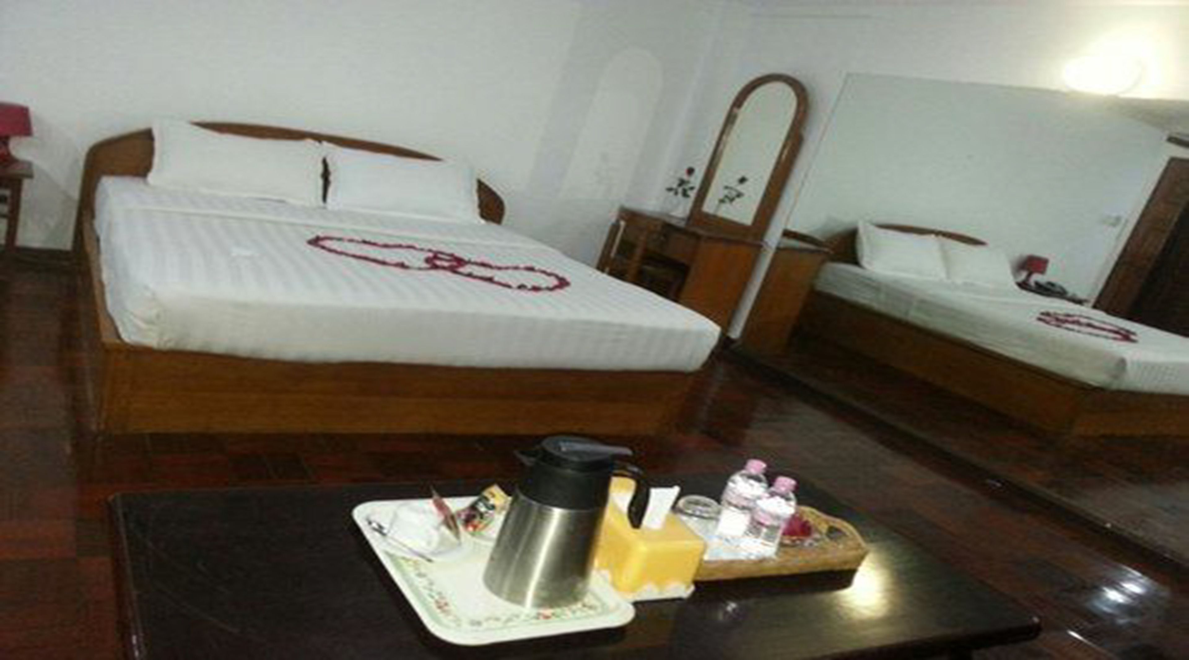 standard double room | minibar, desk, blackout curtains, rollaway beds