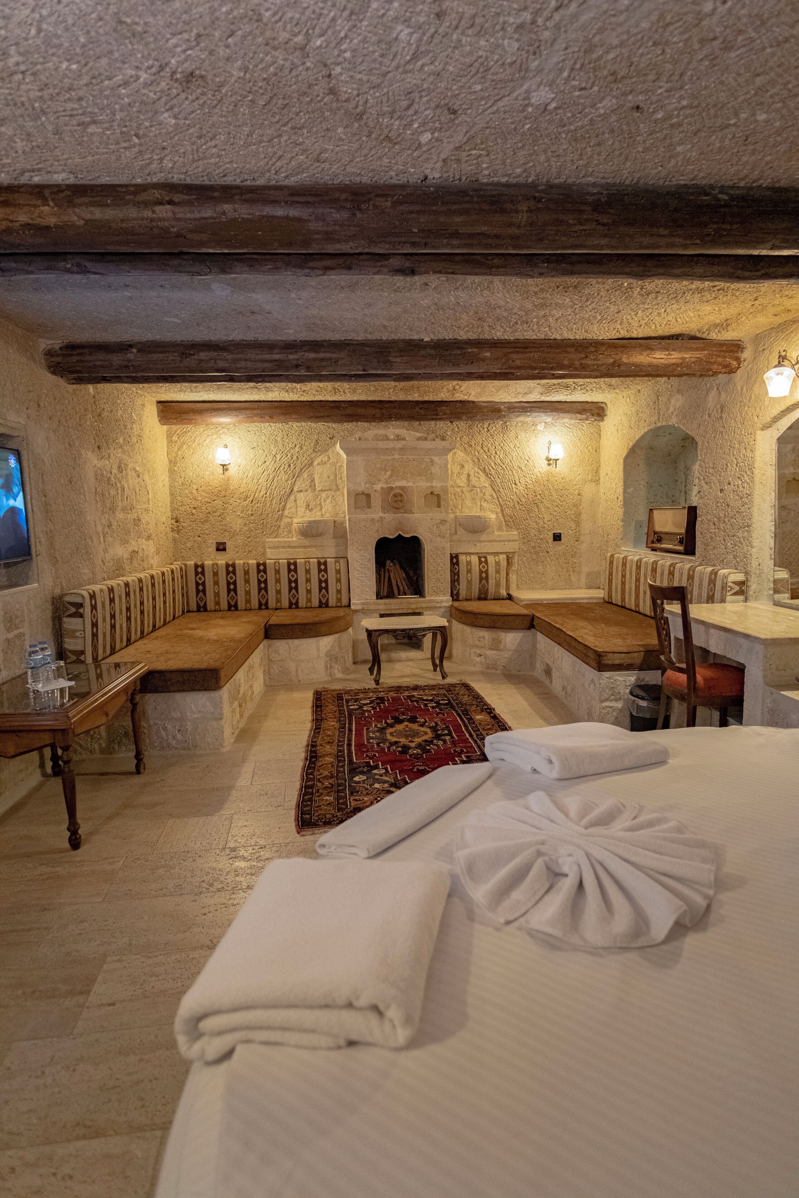 junior double room | 1 bedroom, in-room safe, individually decorated, individually furnished