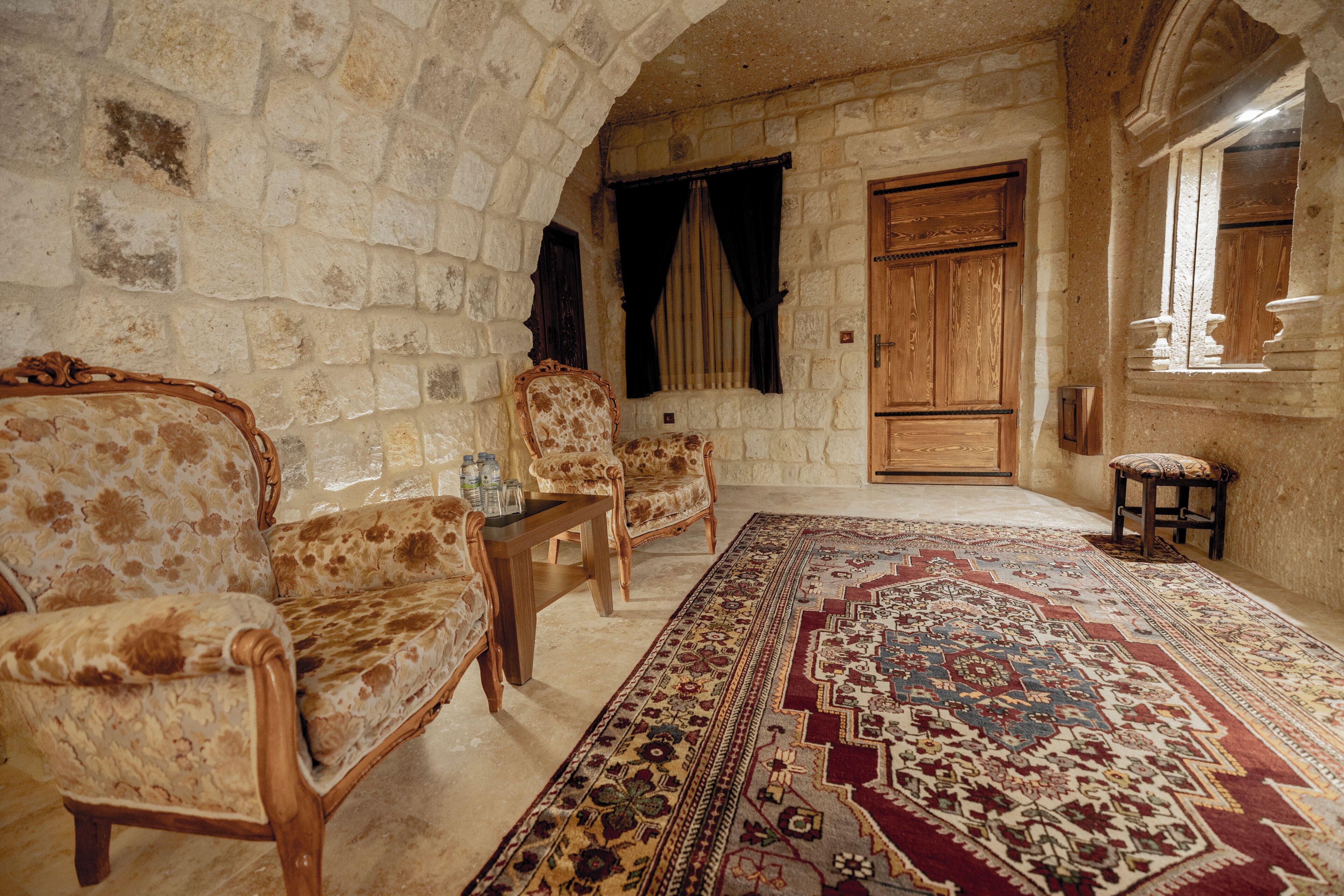 grand triple room | 1 bedroom, in-room safe, individually decorated, individually furnished