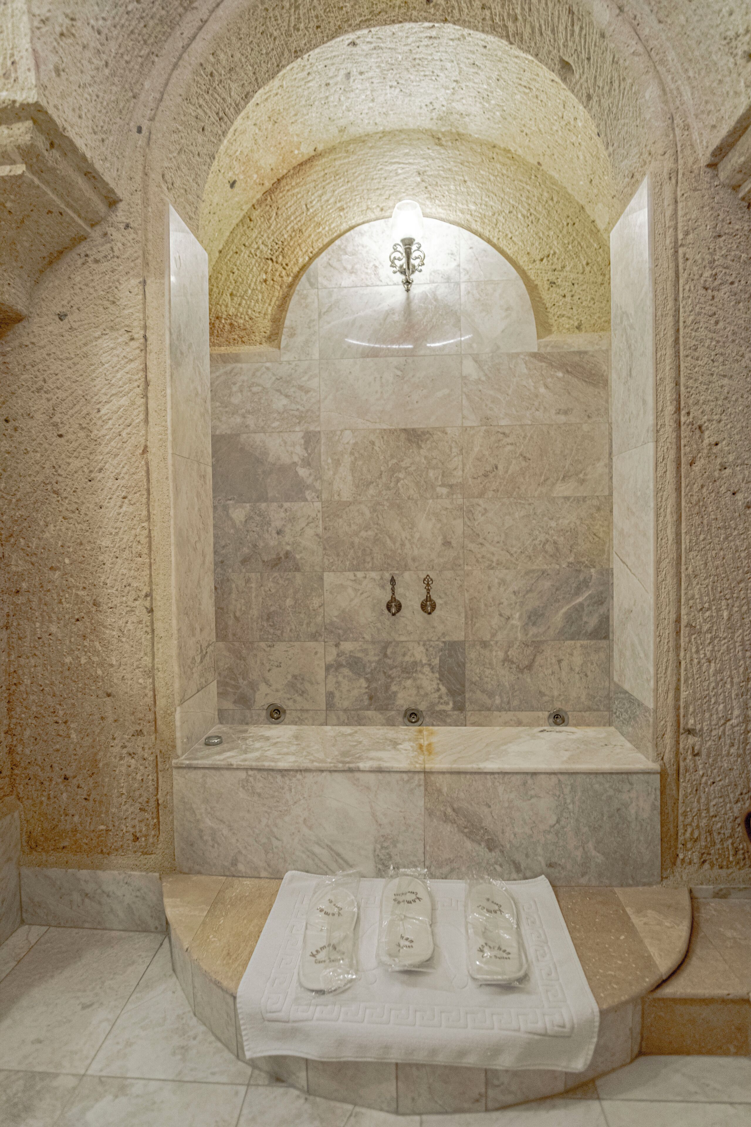 signature twin room | bathroom | separate bathtub and shower, jetted bath, free toiletries, hair dryer