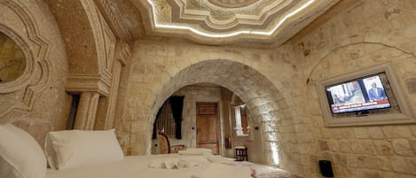 Chambre Triple Majestueuse | Coffres-forts dans les chambres, décoration personnalisée