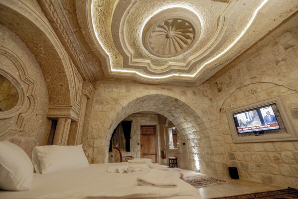 頂級三人房 | 1 間臥室、客房內保險箱、獨特裝潢、布置獨特