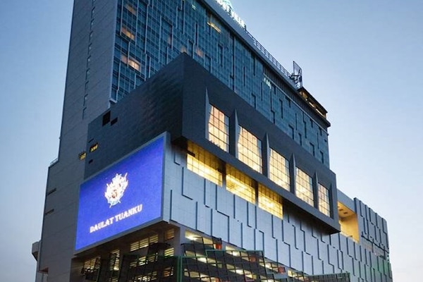 Front of property – evening/night